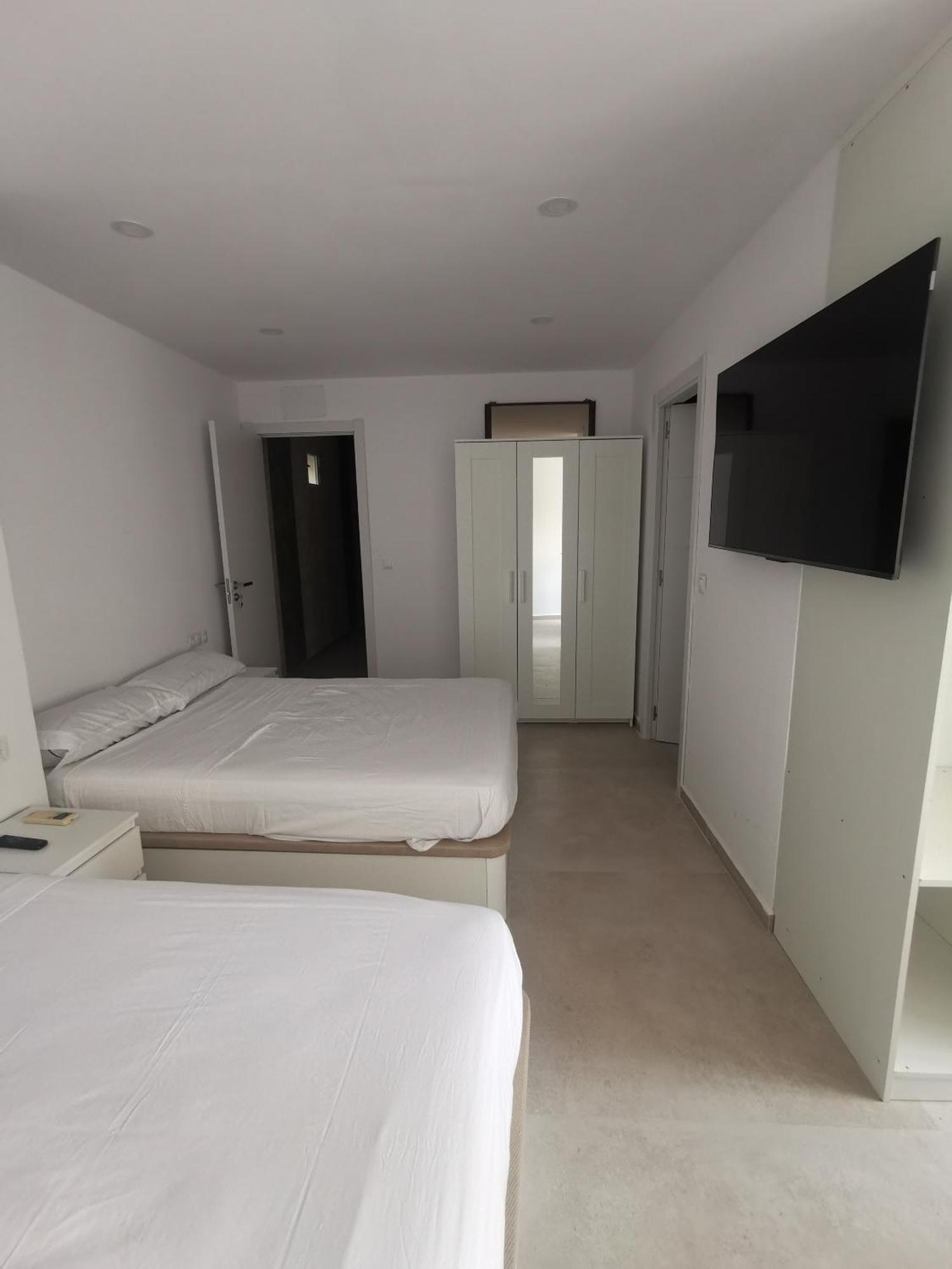 Jr Suite Calle Victoria Малага Номер фото